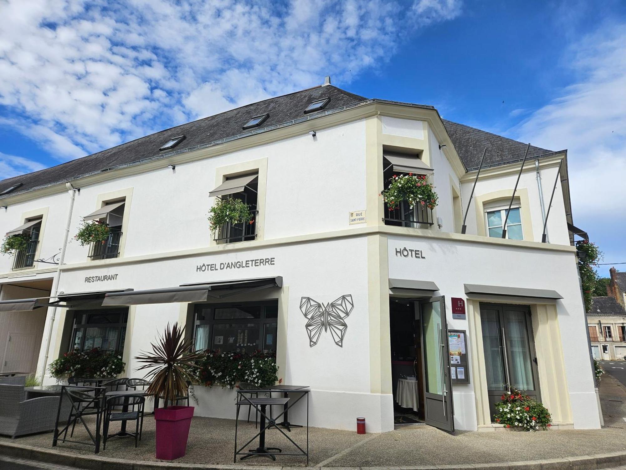 Logis Hotel D'Angleterre Saint-Calais Exterior photo