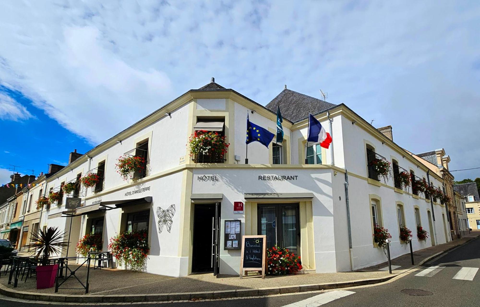 Logis Hotel D'Angleterre Saint-Calais Exterior photo